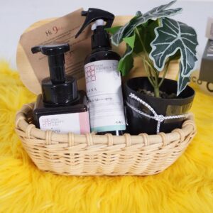Gift and Hampers
