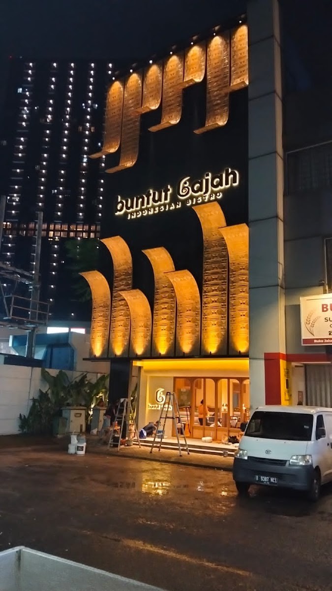 Buntut Gajah malam 1
