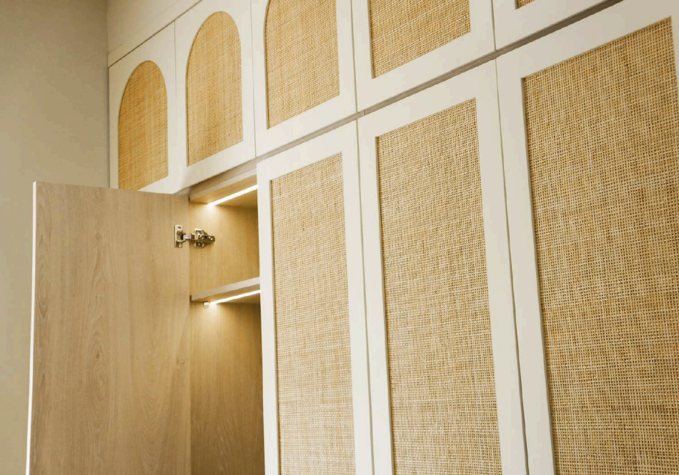 Pondok Indah wardrobe